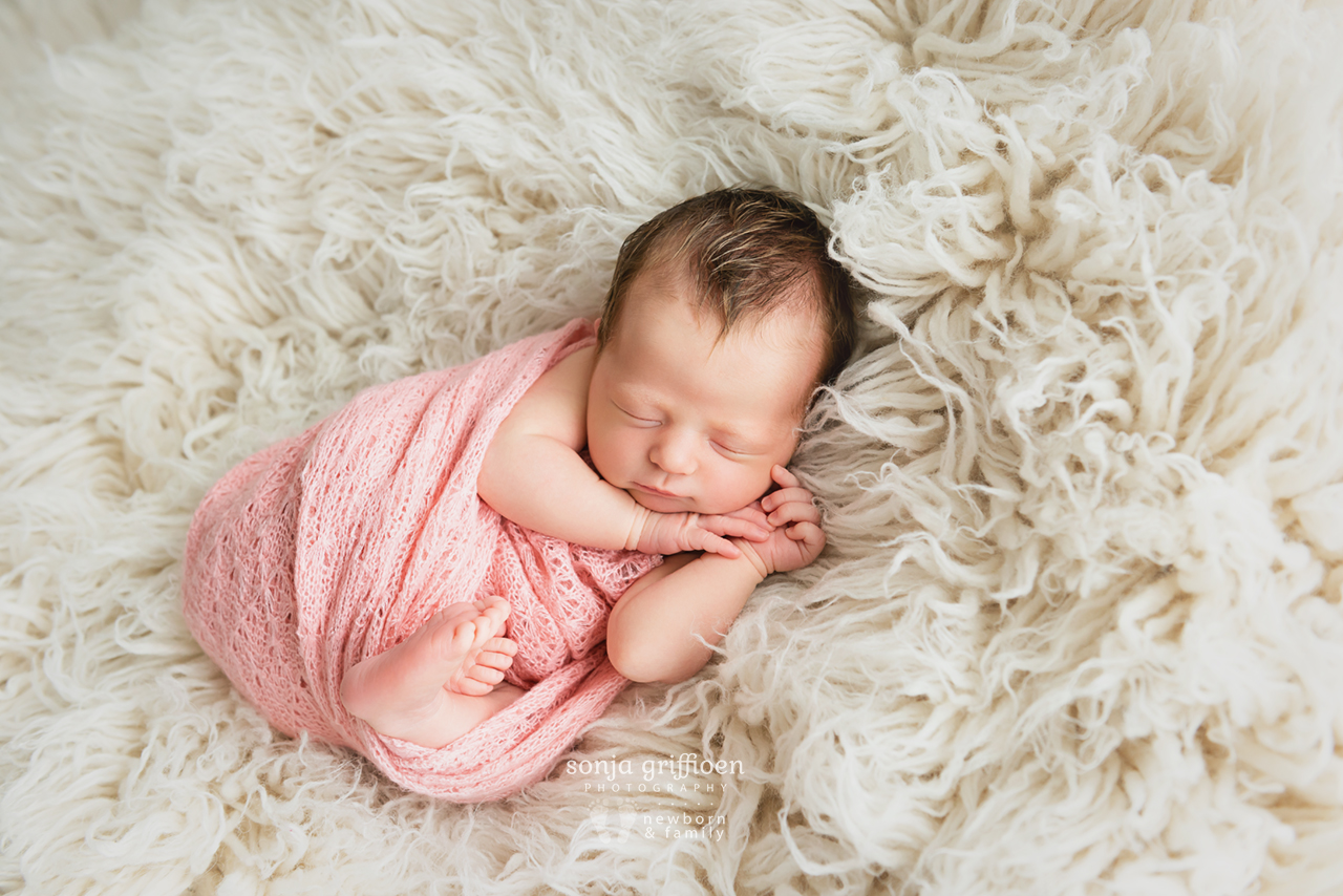 Delilah-Newborn-Brisbane-Newborn-Photographer-Sonja-Griffioen-06.jpg