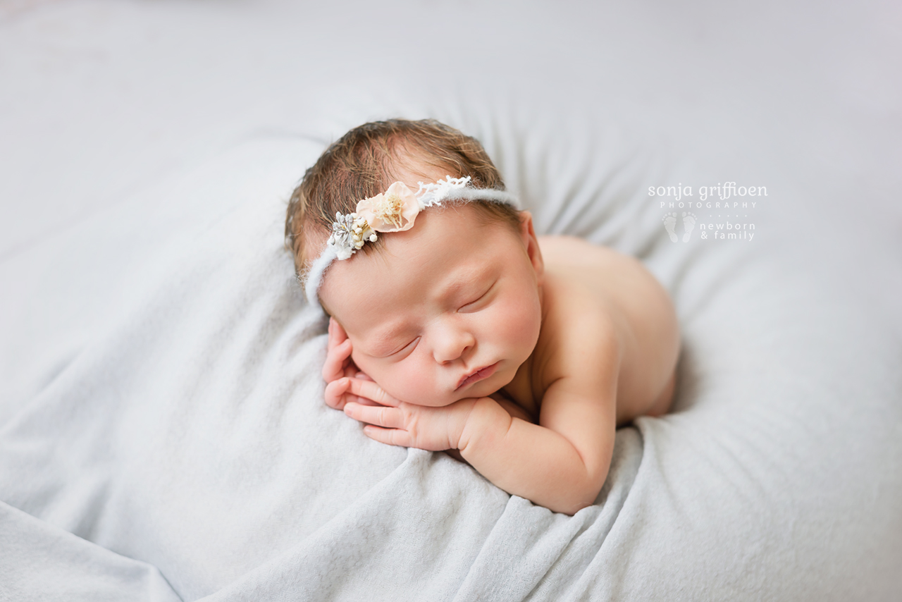 Delilah-Newborn-Brisbane-Newborn-Photographer-Sonja-Griffioen-14.jpg
