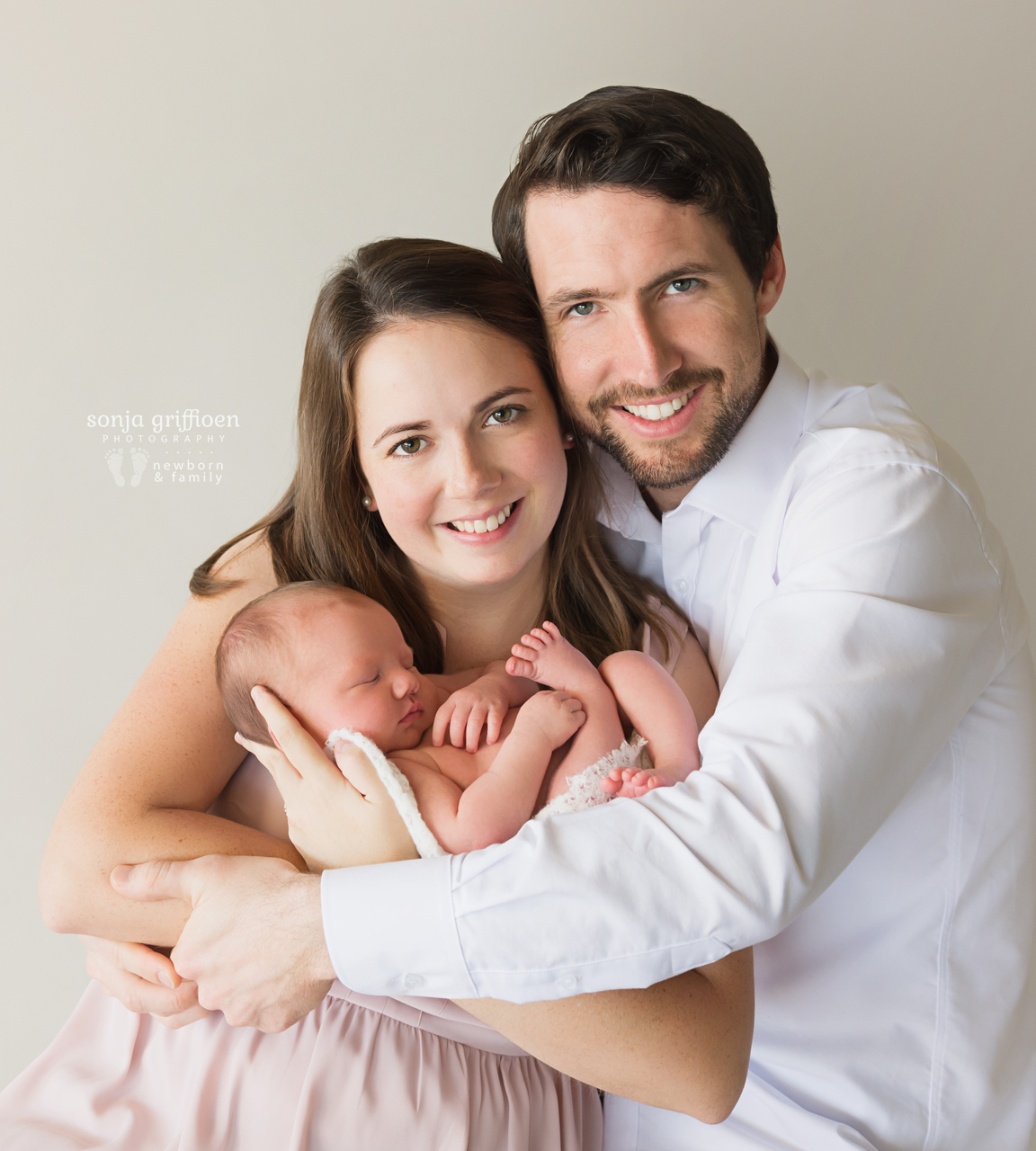 Ella-Newborn-Brisbane-Newborn-Photographer-02.jpg