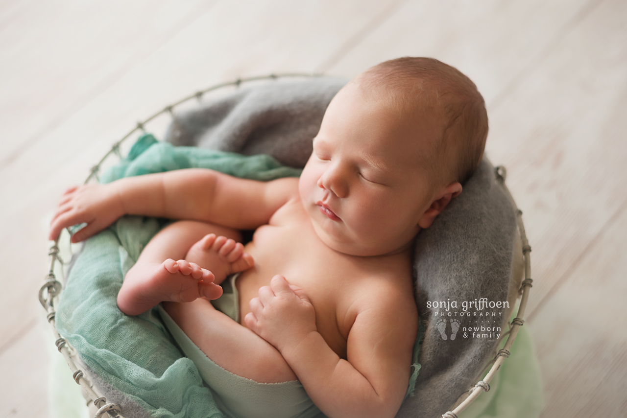 Ella-Newborn-Brisbane-Newborn-Photographer-10.jpg