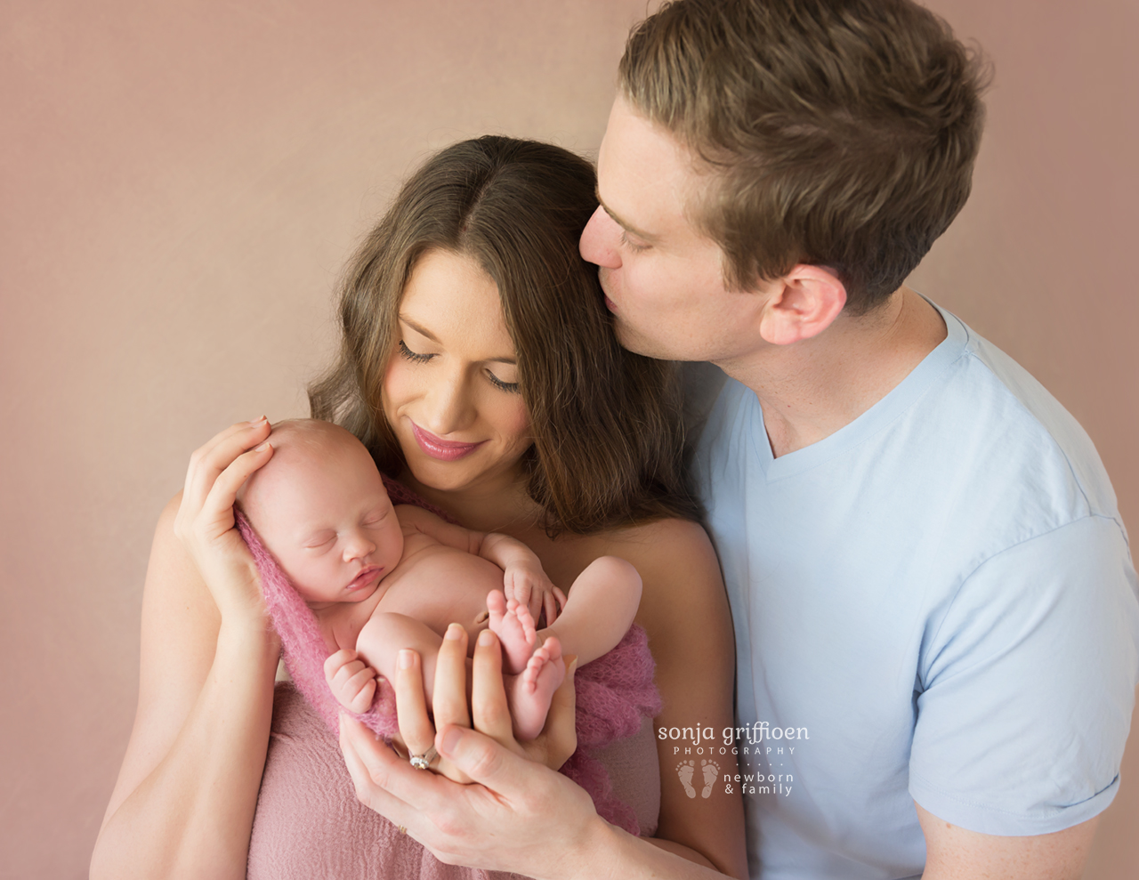Elsie-Newborn-Brisbane-Newborn-Photographer-Sonja-Griffioen-10.jpg