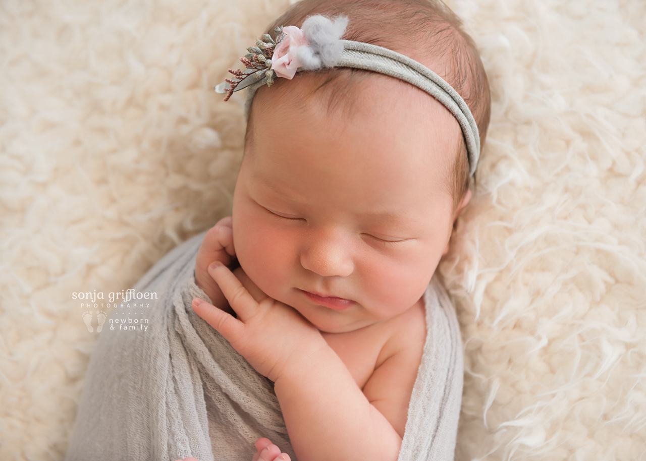 Estella-Newborn-Brisbane-Newborn-Photographer-Sonja-Griffioen-02.jpg