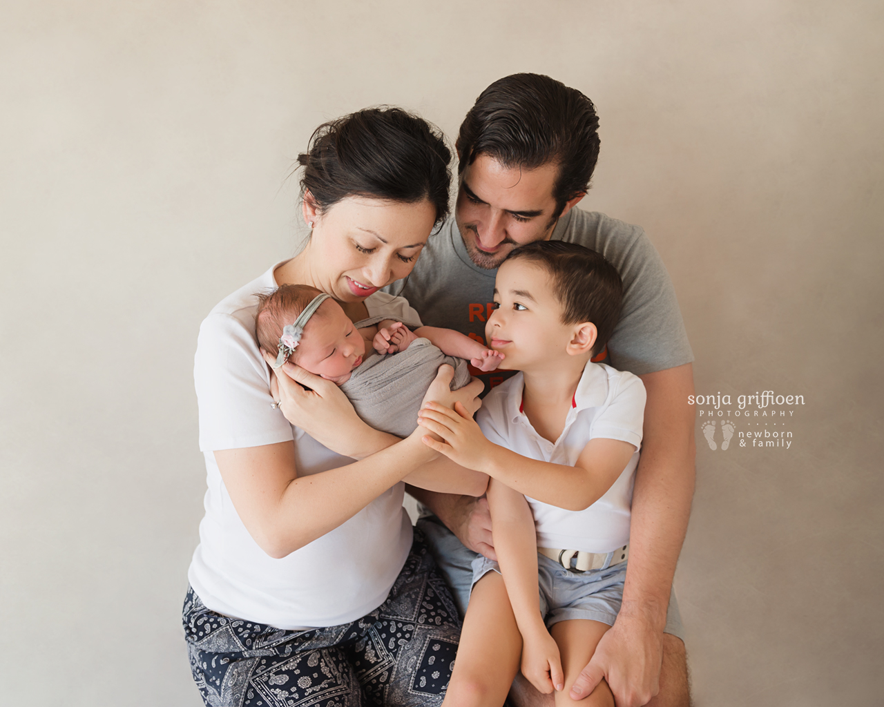 Estella-Newborn-Brisbane-Newborn-Photographer-Sonja-Griffioen-09.jpg