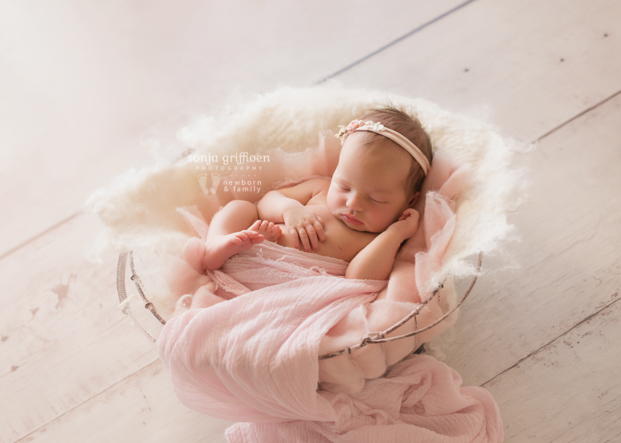 Estella-Newborn-Brisbane-Newborn-Photographer-Sonja-Griffioen-15.jpg