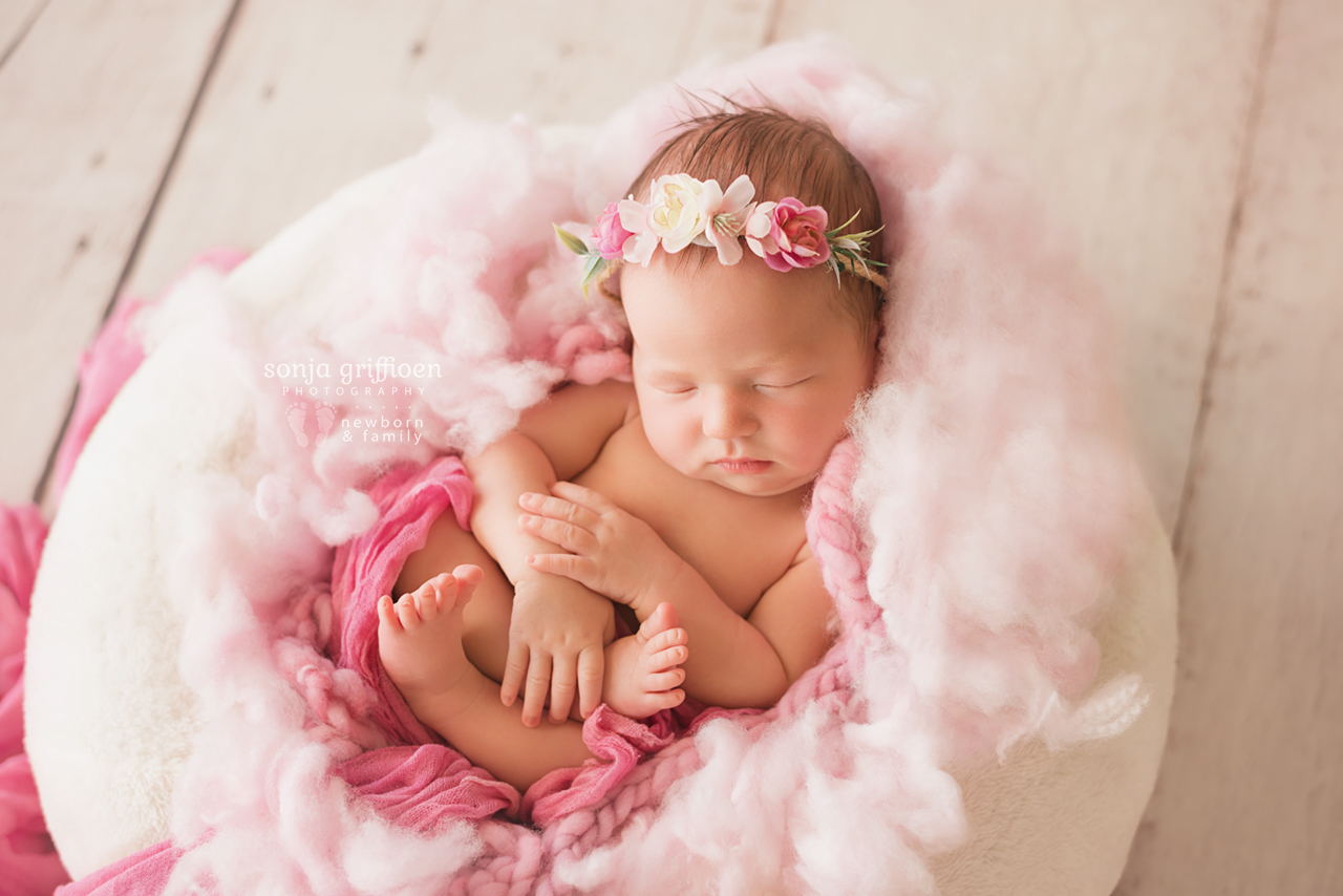 Estella-Newborn-Brisbane-Newborn-Photographer-Sonja-Griffioen-25.jpg