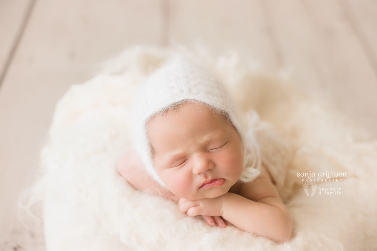 Estella-Newborn-Brisbane-Newborn-Photographer-Sonja-Griffioen-31.jpg