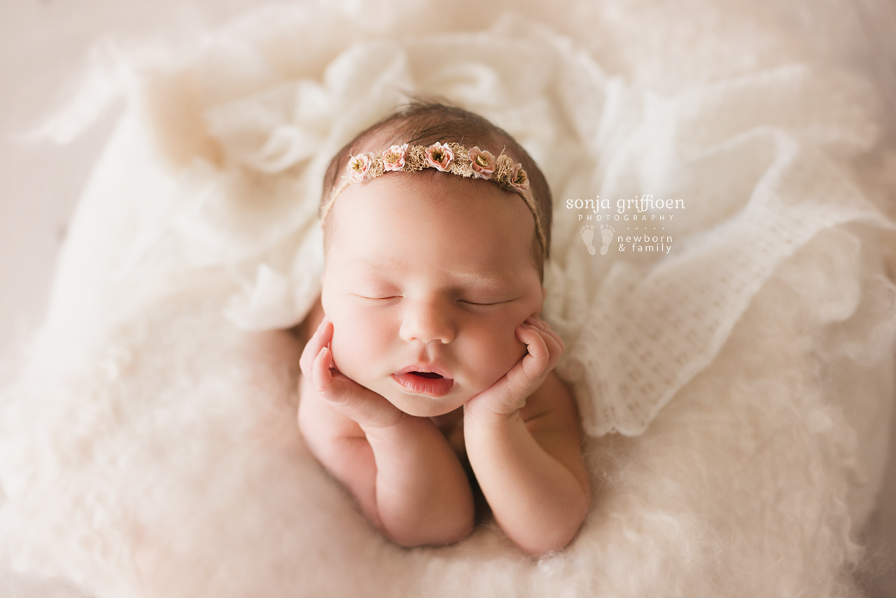 Estella-Newborn-Brisbane-Newborn-Photographer-Sonja-Griffioen-35.jpg