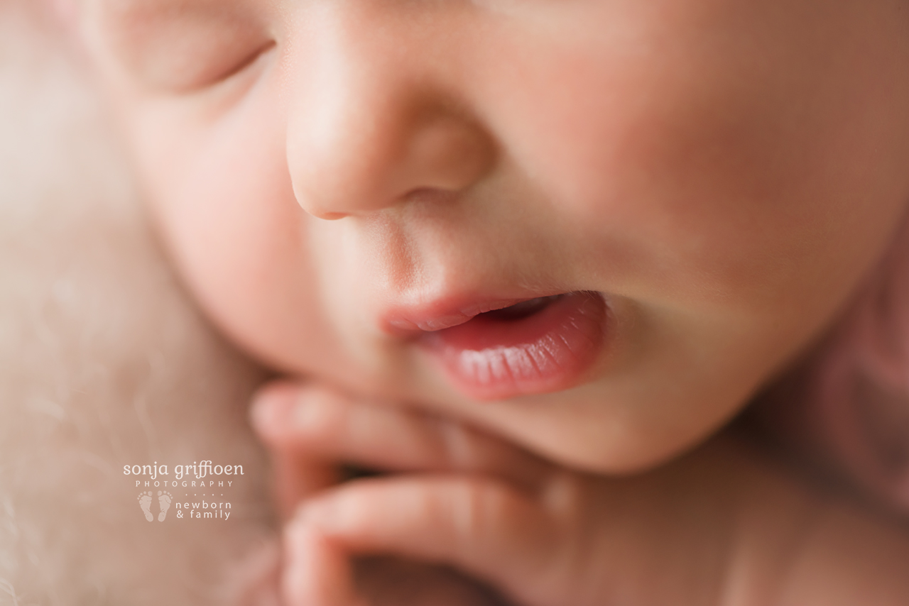 Estella-Newborn-Brisbane-Newborn-Photographer-Sonja-Griffioen-43.jpg