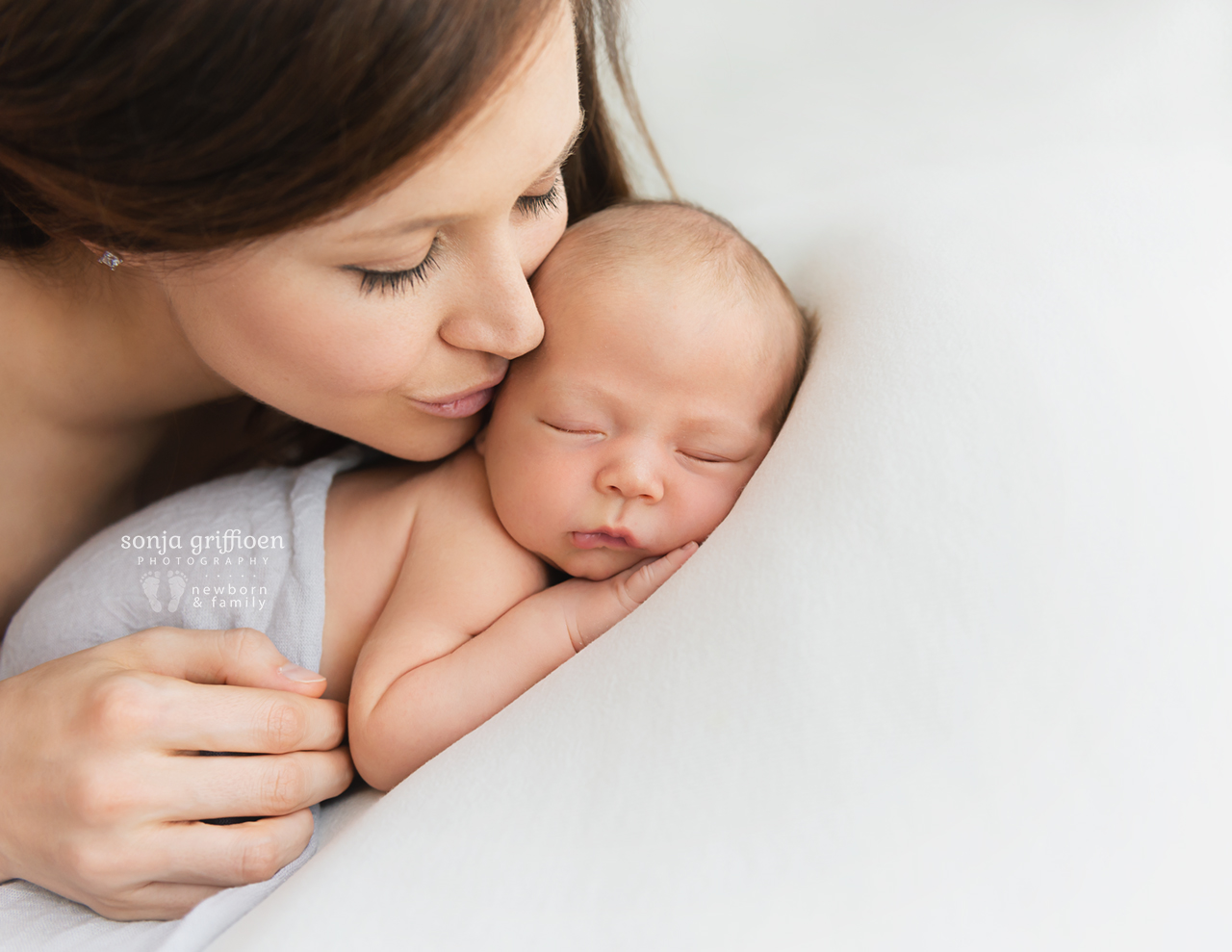 Ethan-D-Newborn-Brisbane-Newborn-Photographer-Sonja-Griffioen-12.jpg