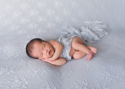 Brisbane Newborn Photography, Baby photographer Brisbane, Vietnamese newborn girl, wrapped in lace