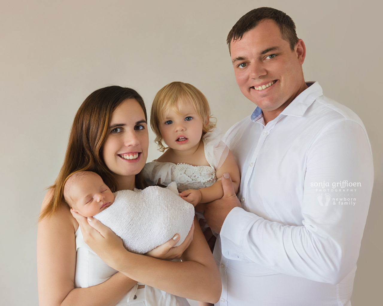 Everley-Newborn-Brisbane-Newborn-Photographer-Sonja-Griffioen-16.jpg
