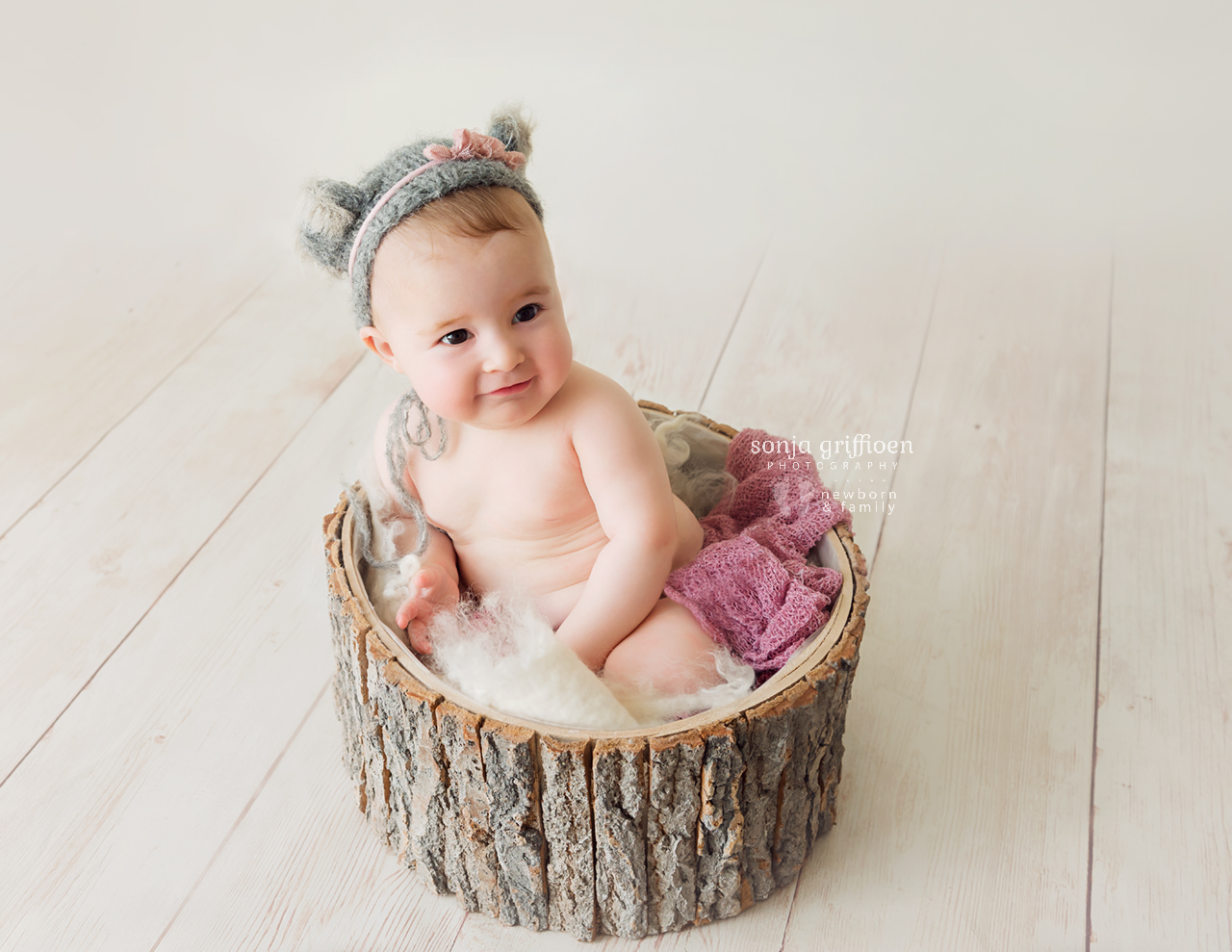 Everlyn-Milestone-Brisbane-Baby-Photography-Sonja-Griffioen-04b.jpg