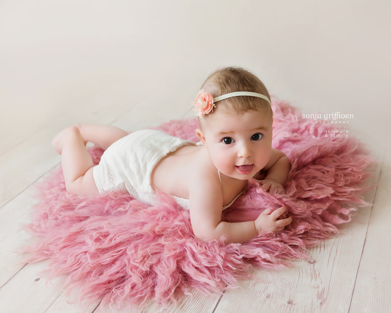 Everlyn-Milestone-Brisbane-Baby-Photography-Sonja-Griffioen-17.jpg