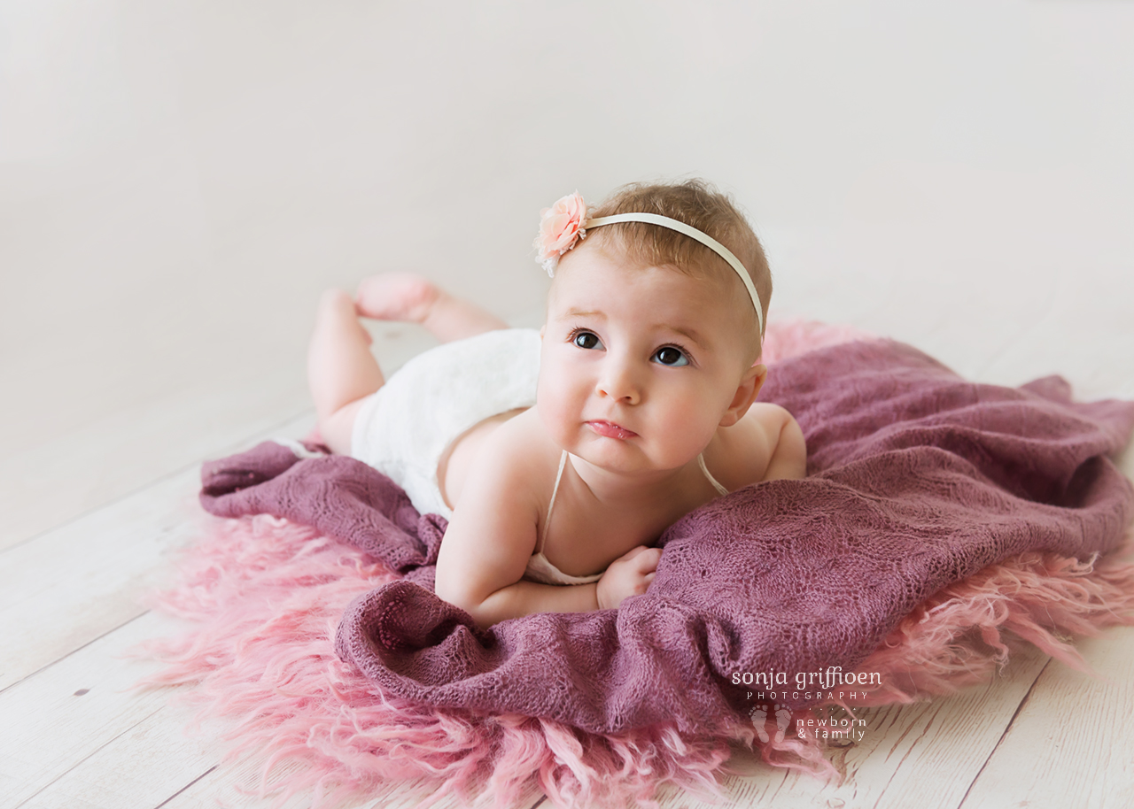 Everlyn-Milestone-Brisbane-Baby-Photography-Sonja-Griffioen-18.jpg