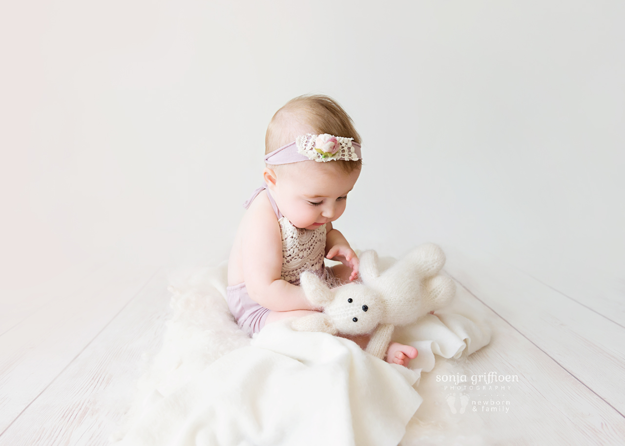 Everlyn-Milestone-Brisbane-Baby-Photography-Sonja-Griffioen-25.jpg