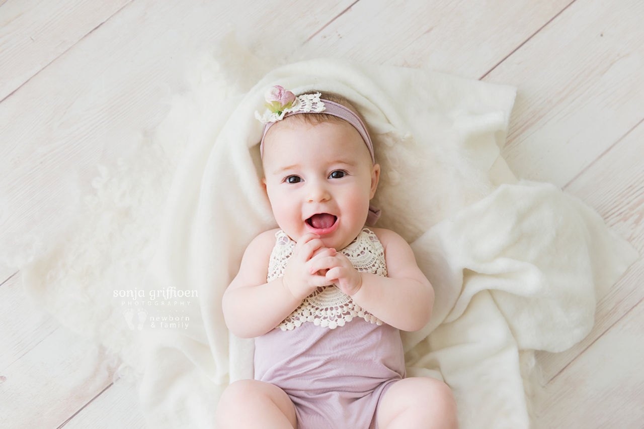 Everlyn-Milestone-Brisbane-Baby-Photography-Sonja-Griffioen-30.jpg