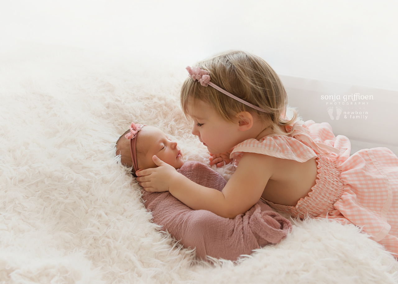 Everlyn-Newborn-Brisbane-Newborn-Photographer-Sonja-Griffioen-02.jpg