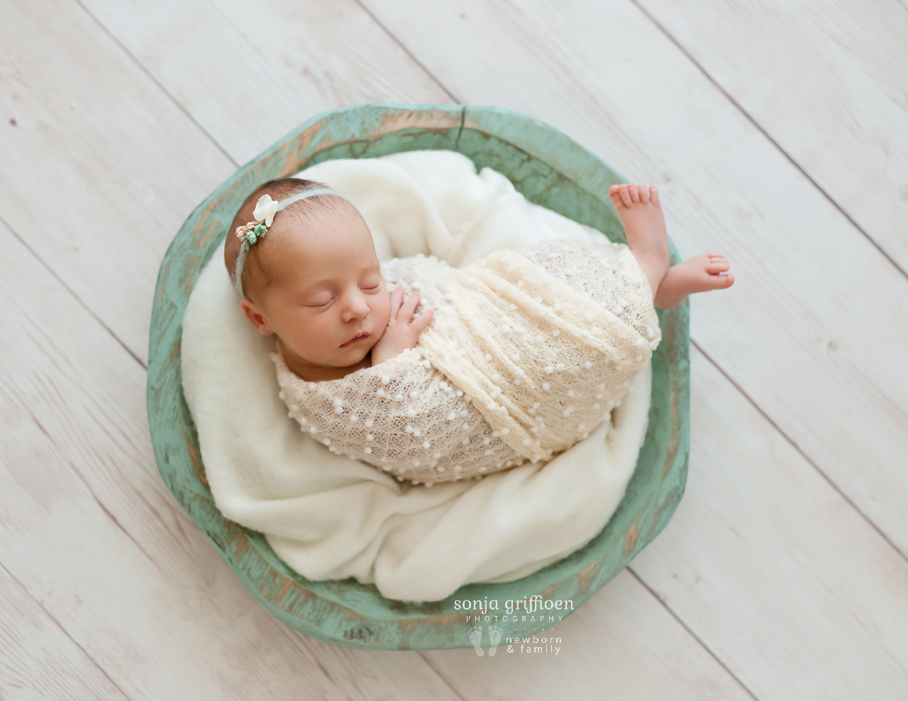 Everlyn-Newborn-Brisbane-Newborn-Photographer-Sonja-Griffioen-10.jpg