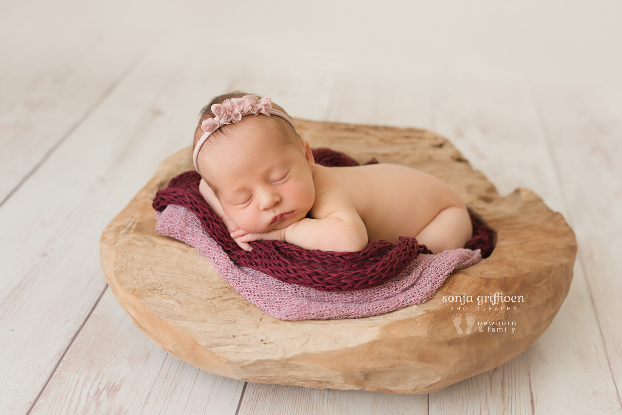 Everlyn-Newborn-Brisbane-Newborn-Photographer-Sonja-Griffioen-17.jpg