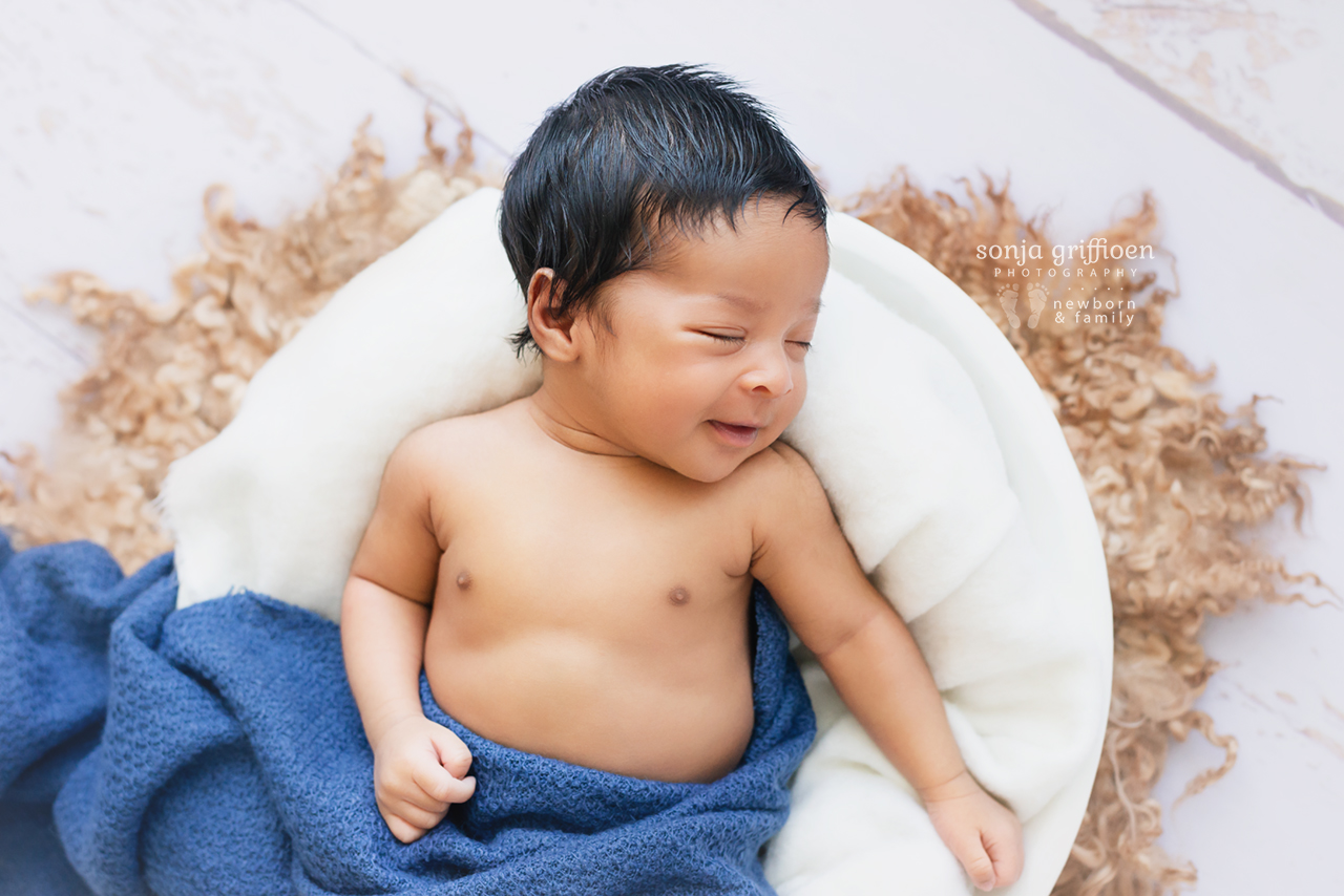 Ezekiel-Newborn-Brisbane-Newborn-Photographer-Sonja-Griffioen-19.jpg