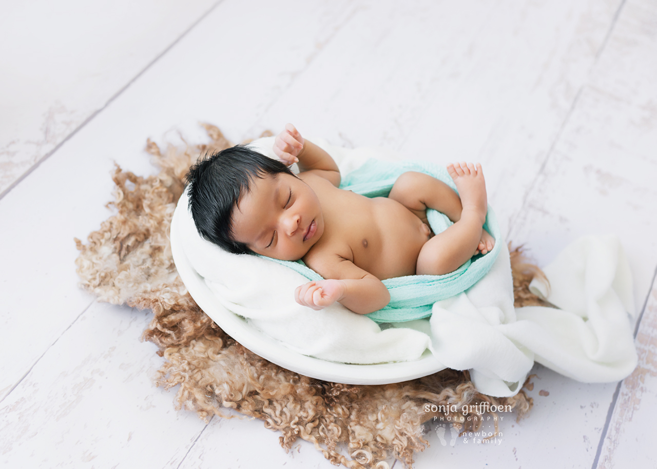 Ezekiel-Newborn-Brisbane-Newborn-Photographer-Sonja-Griffioen-22.jpg