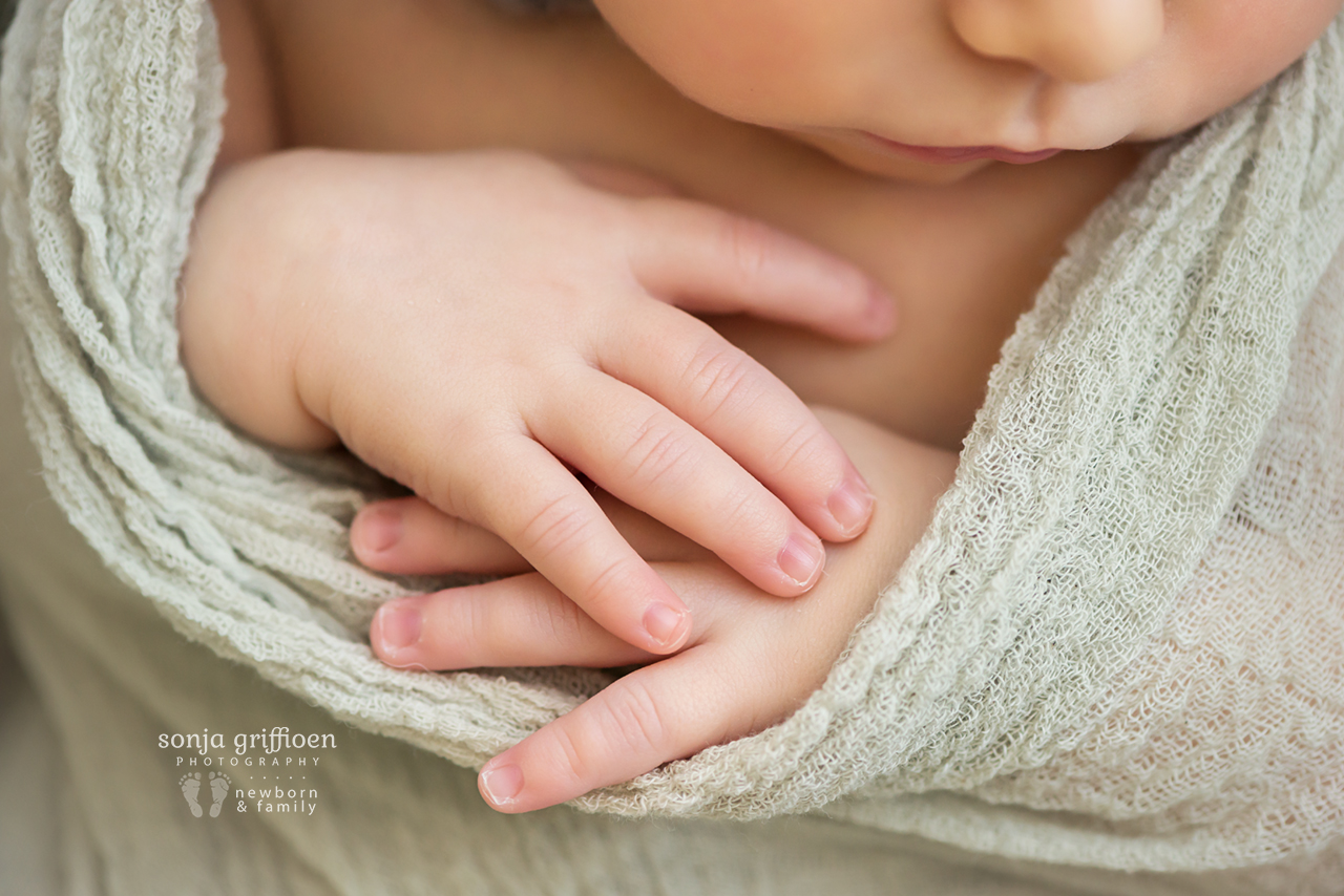 Fletcher-Newborn-Brisbane-Newborn-Photographer-Sonja-Griffioen-36.jpg