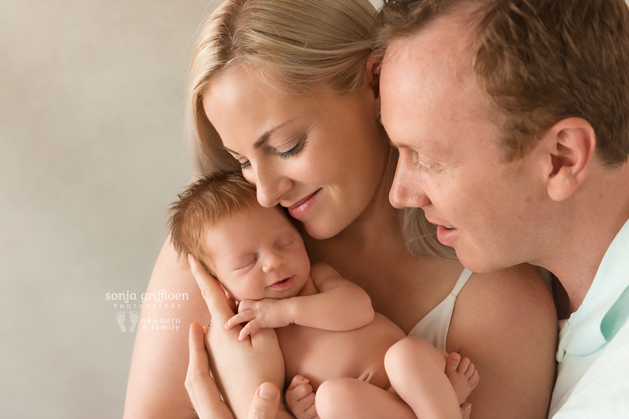 Freya-Newborn-Brisbane-Newborn-Photographer-Sonja-Griffioen-09.jpg