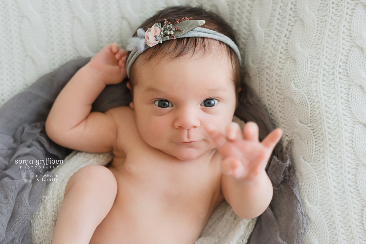 Gwen-Newborn-Brisbane-Newborn-Photographer-Sonja-Griffioen-10.jpg