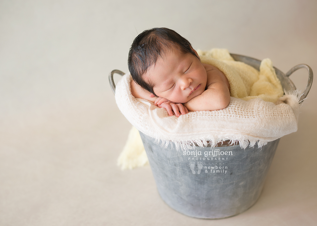 Harriet-Newborn-Brisbane-Newborn-Photographer-Sonja-Griffioen-01.jpg