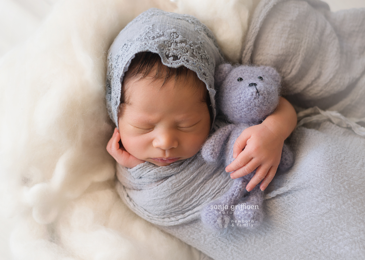 Harriet-Newborn-Brisbane-Newborn-Photographer-Sonja-Griffioen-08.jpg