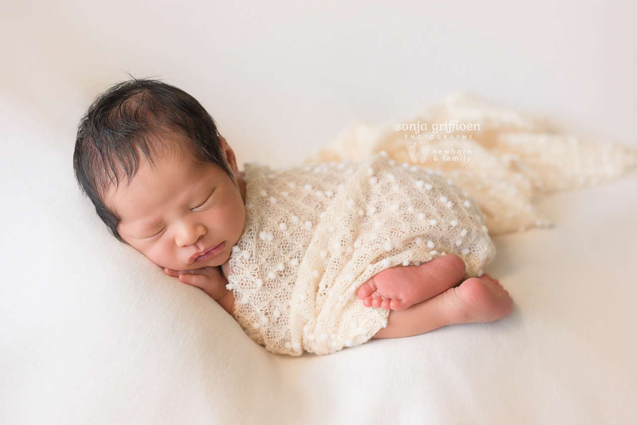 Harriet-Newborn-Brisbane-Newborn-Photographer-Sonja-Griffioen-10.jpg