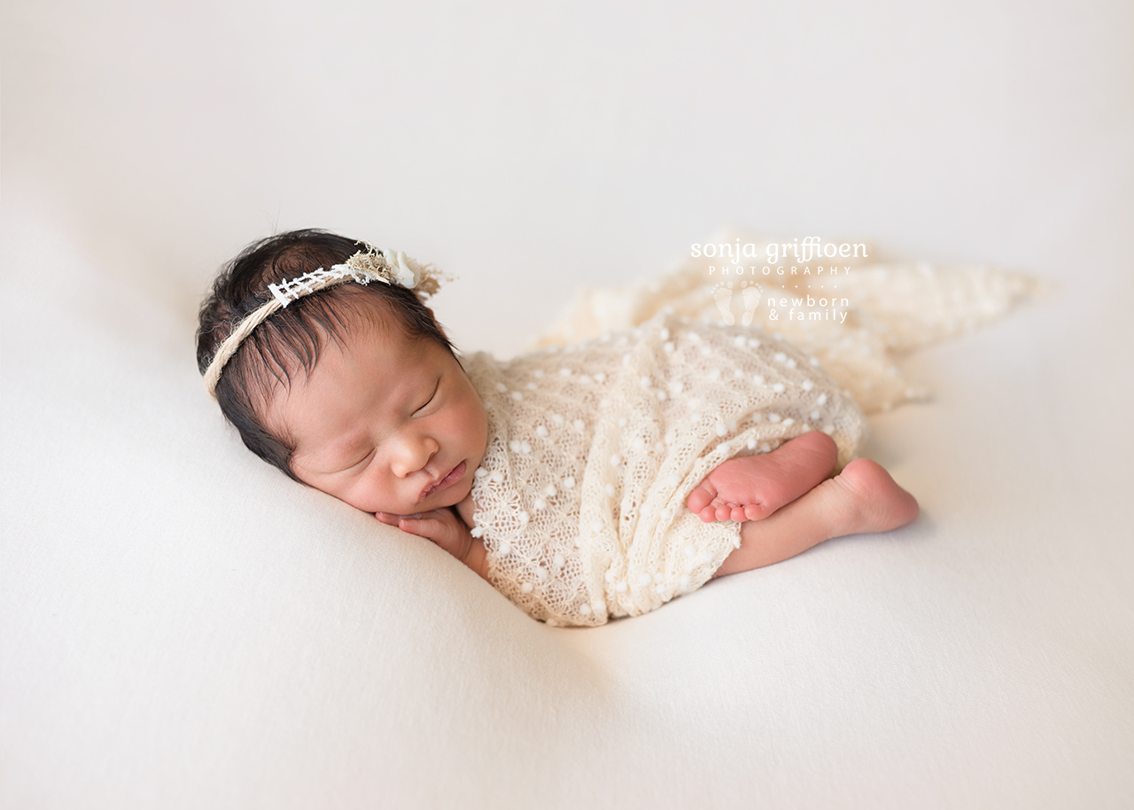 Harriet-Newborn-Brisbane-Newborn-Photographer-Sonja-Griffioen-11.jpg