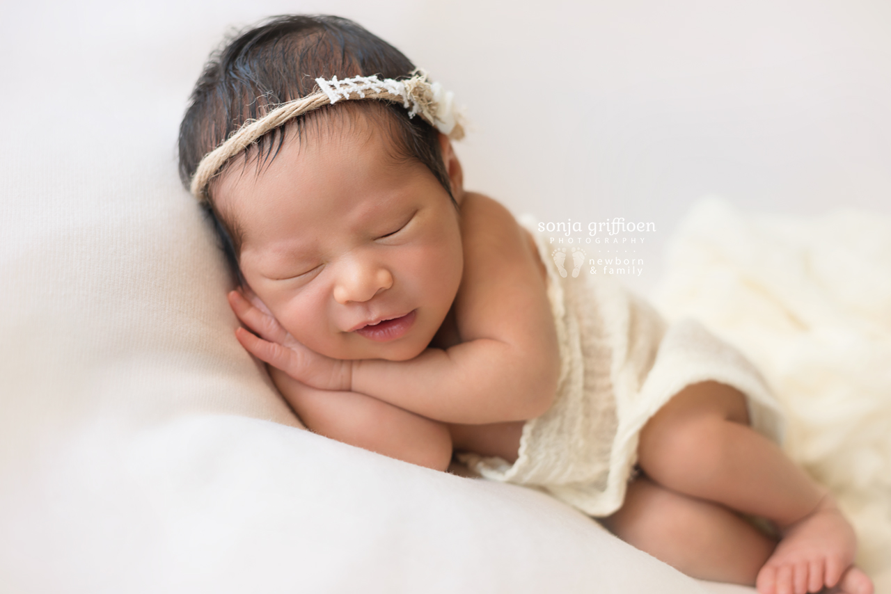 Harriet-Newborn-Brisbane-Newborn-Photographer-Sonja-Griffioen-12.jpg