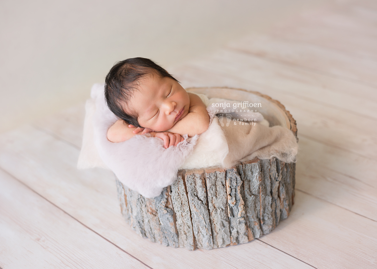 Harriet-Newborn-Brisbane-Newborn-Photographer-Sonja-Griffioen-17.jpg