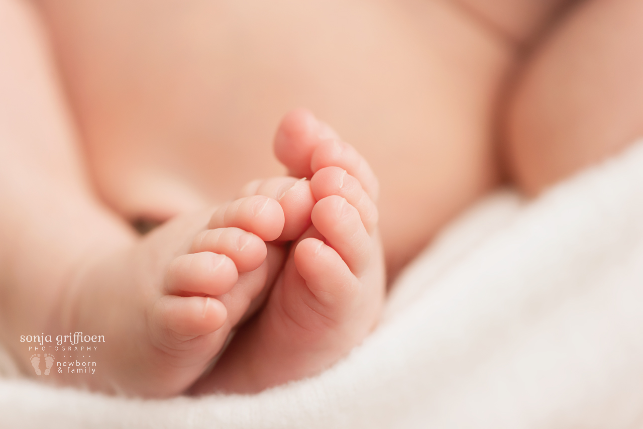 Hazel-Newborn-Brisbane-Newborn-Photographer-Sonja-Griffioen-041.jpg