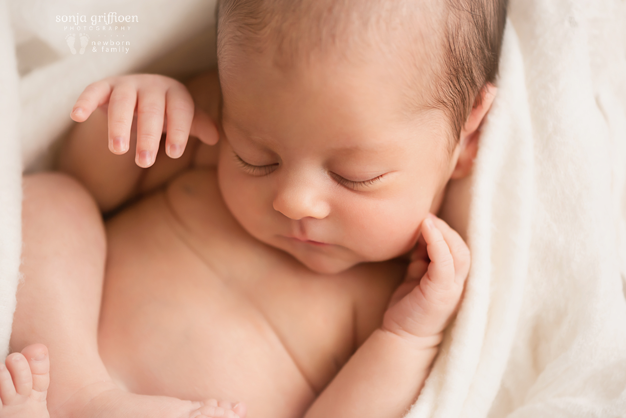 Hazel-Newborn-Brisbane-Newborn-Photographer-Sonja-Griffioen-061.jpg