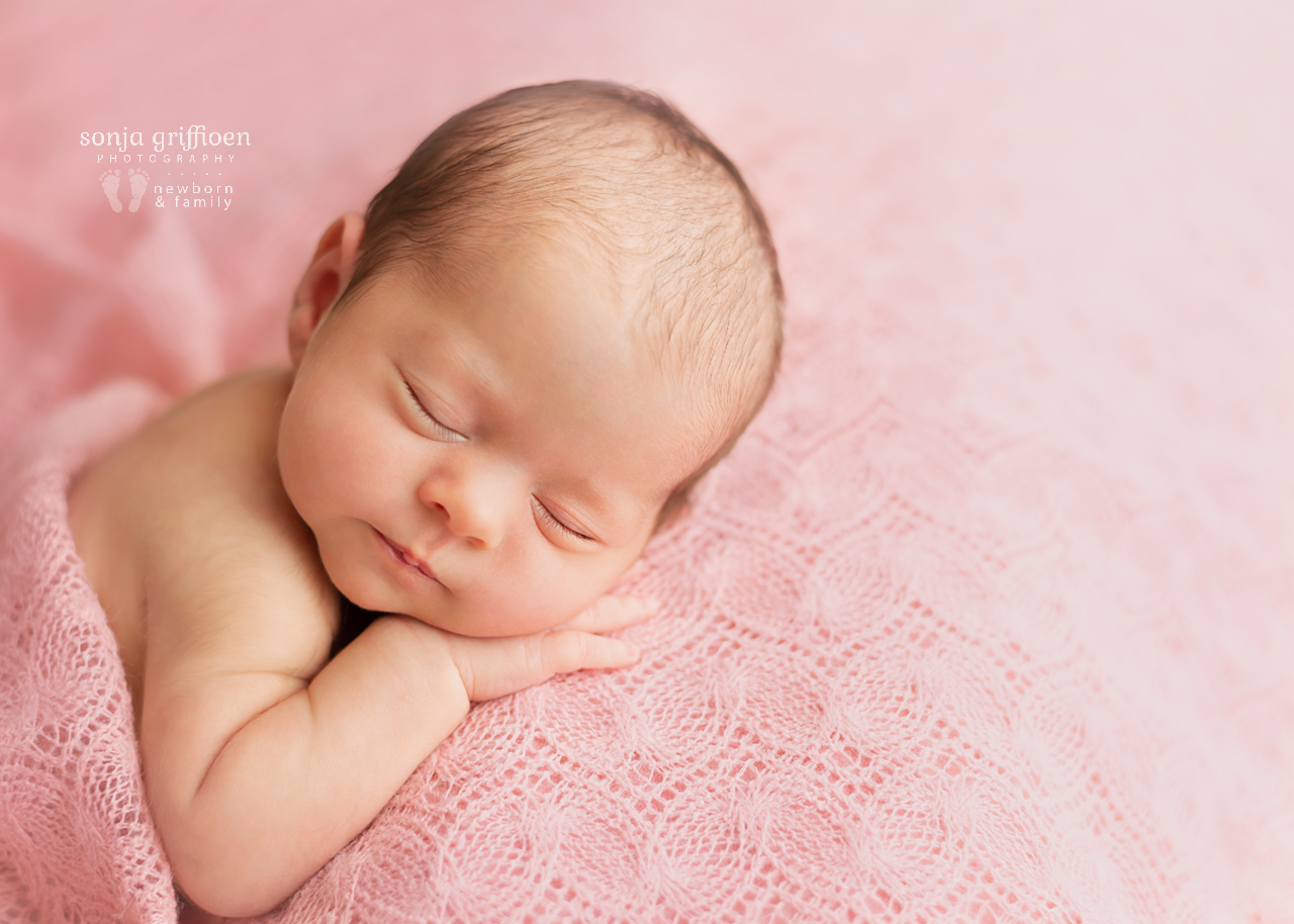 Hazel-Newborn-Brisbane-Newborn-Photographer-Sonja-Griffioen-071.jpg
