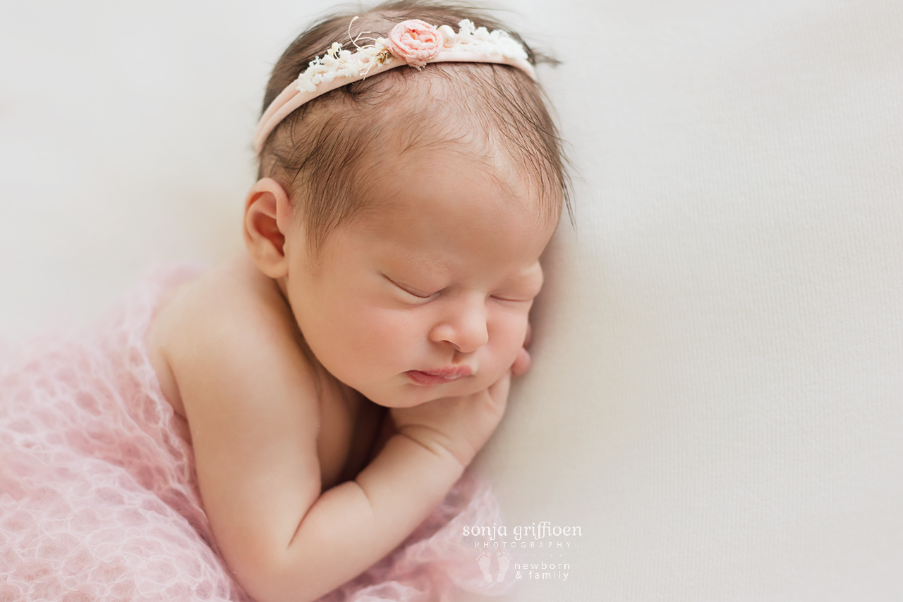 Hazel-Newborn-Brisbane-Newborn-Photographer-Sonja-Griffioen-10.jpg