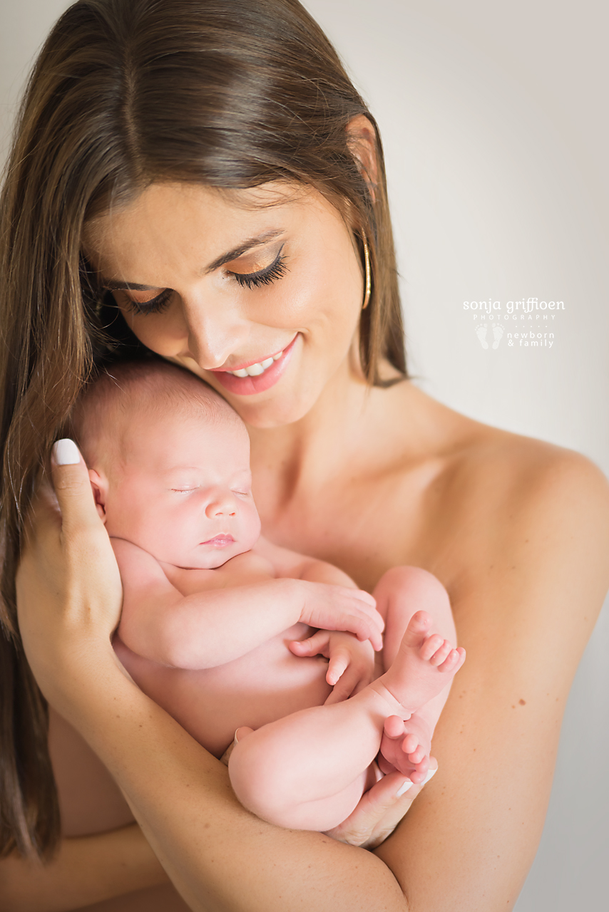 Isabella-Newborn-Brisbane-Newborn-Photographer-Sonja-Griffioen-8.jpg