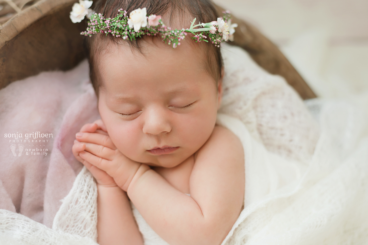 Isabella-Newborn-Brisbane-Newborn-Photographer_Sonja-Griffioen-03.jpg