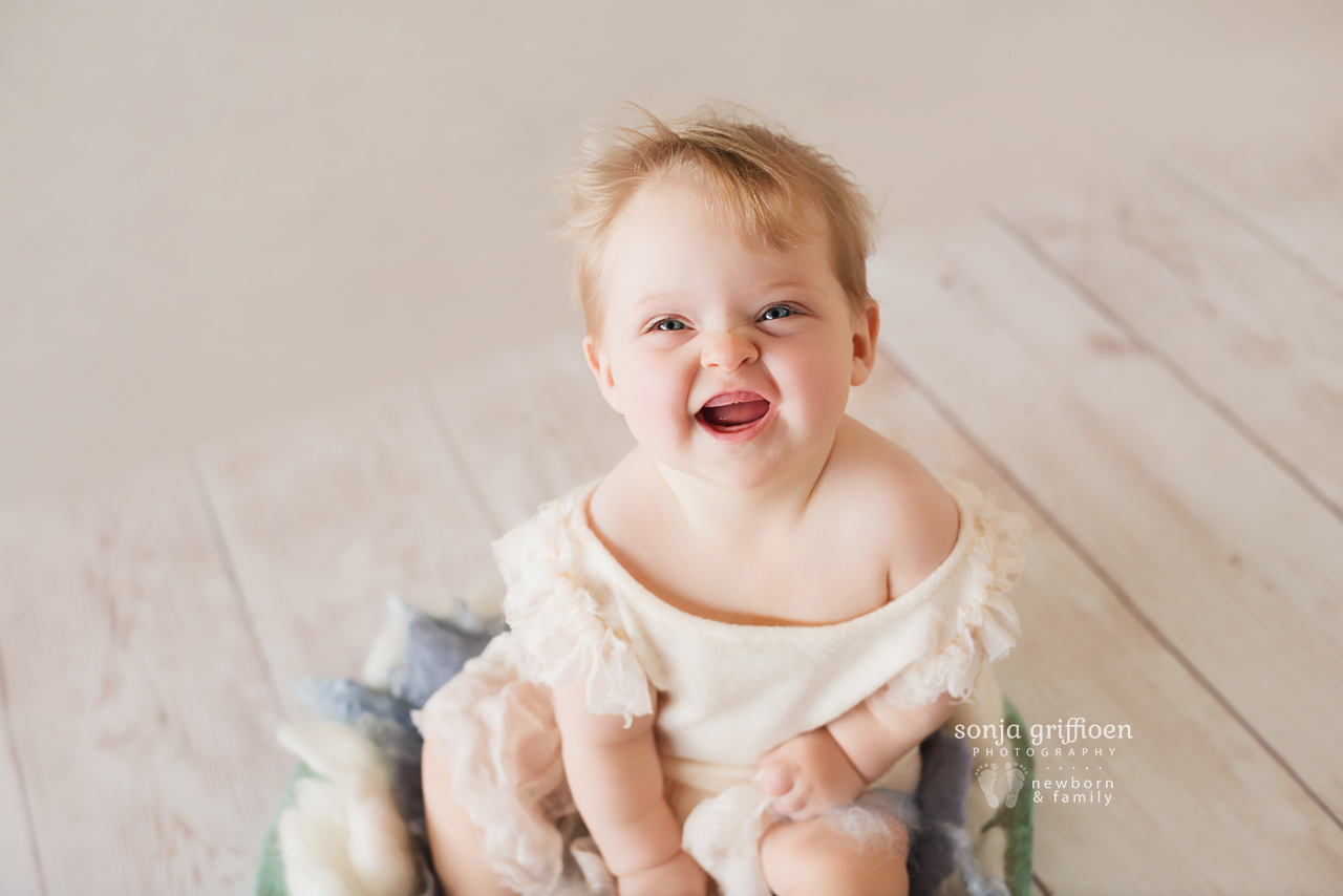 Isabelle-Milestone-Brisbane-Baby-Photographer-Sonja-Griffioen-02.jpg