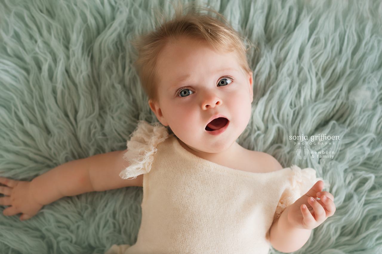 Isabelle-Milestone-Brisbane-Baby-Photographer-Sonja-Griffioen-04.jpg