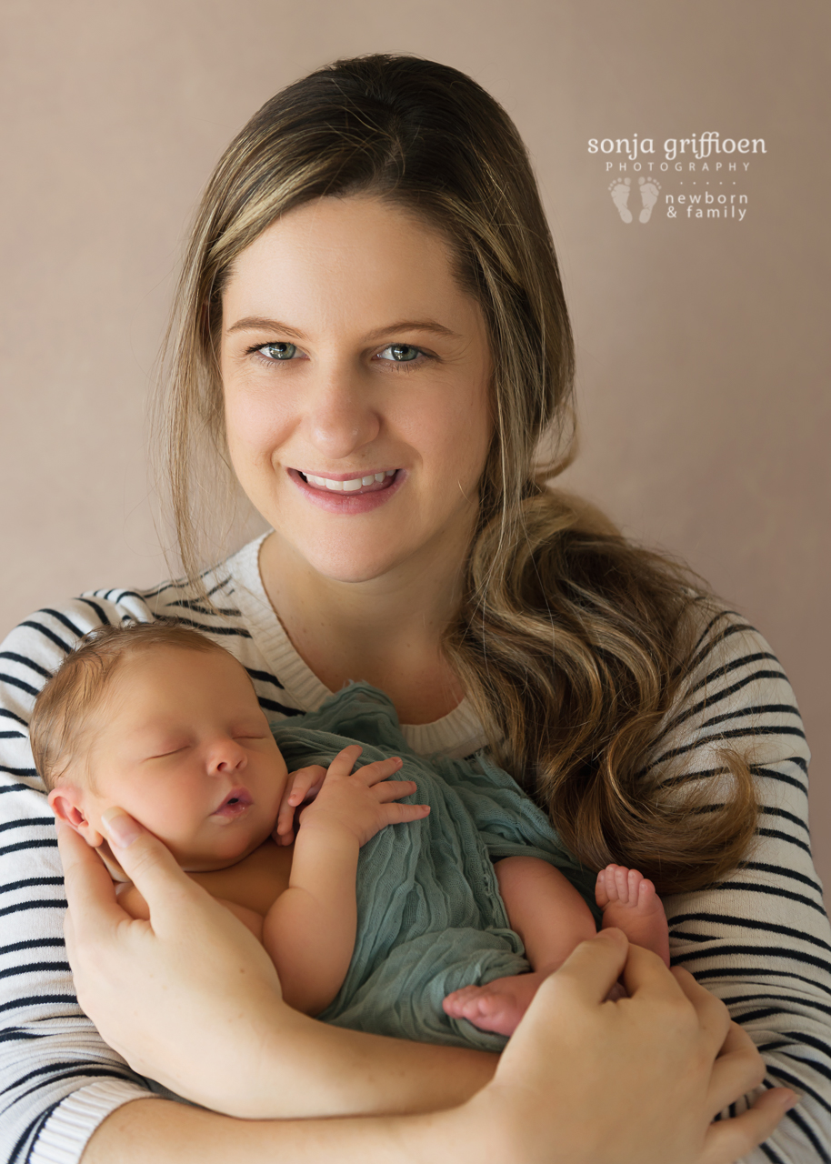 Isabelle-Newborn-Brisbane-Newborn-Photographer-Sonja-Griffioen-011.jpg