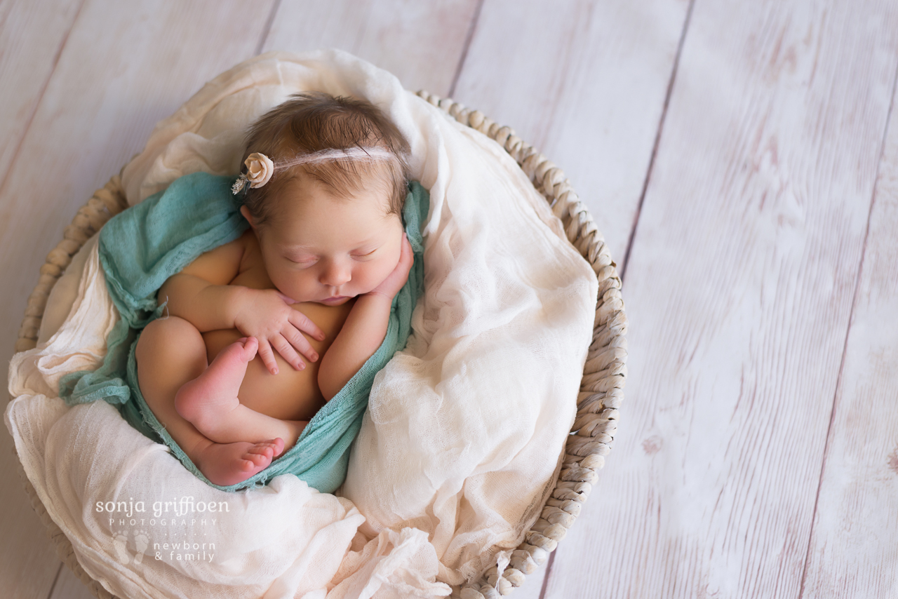 Isabelle-Newborn-Brisbane-Newborn-Photographer-Sonja-Griffioen-13.jpg