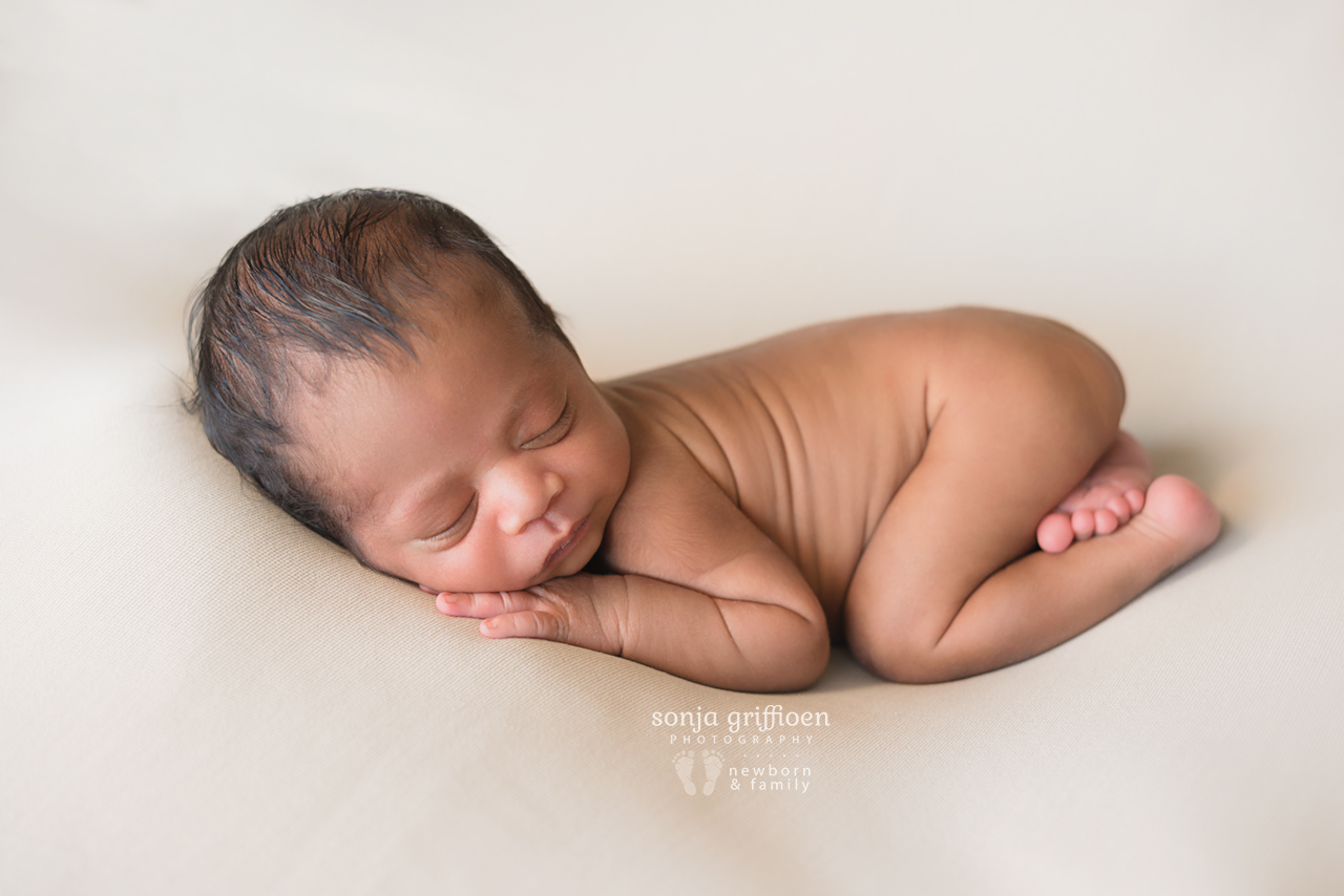 Ishaan-Newborn-Brisbane-Newborn-Photographer-Sonja-Griffioen-06.jpg