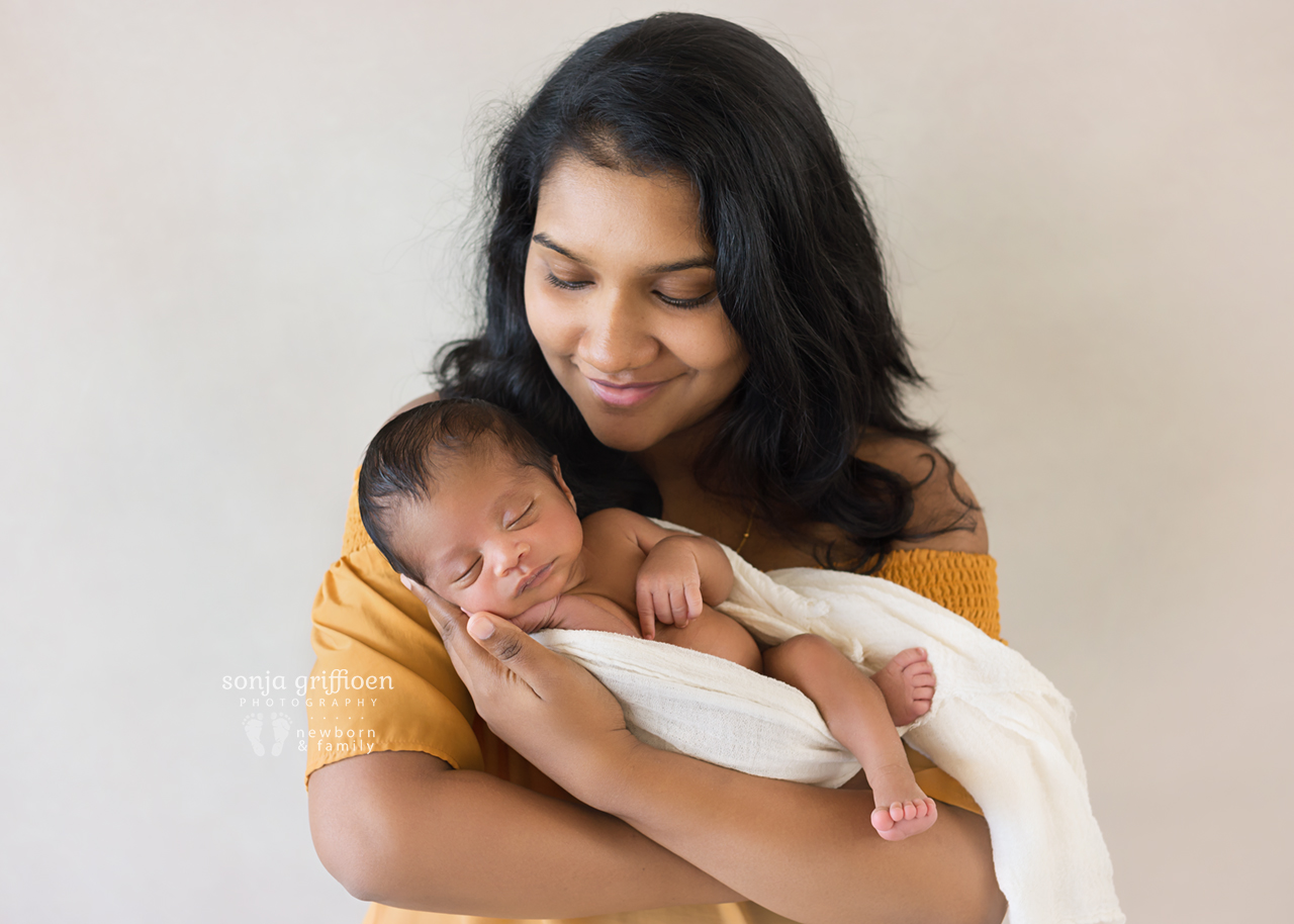 Ishaan-Newborn-Brisbane-Newborn-Photographer-Sonja-Griffioen-14.jpg