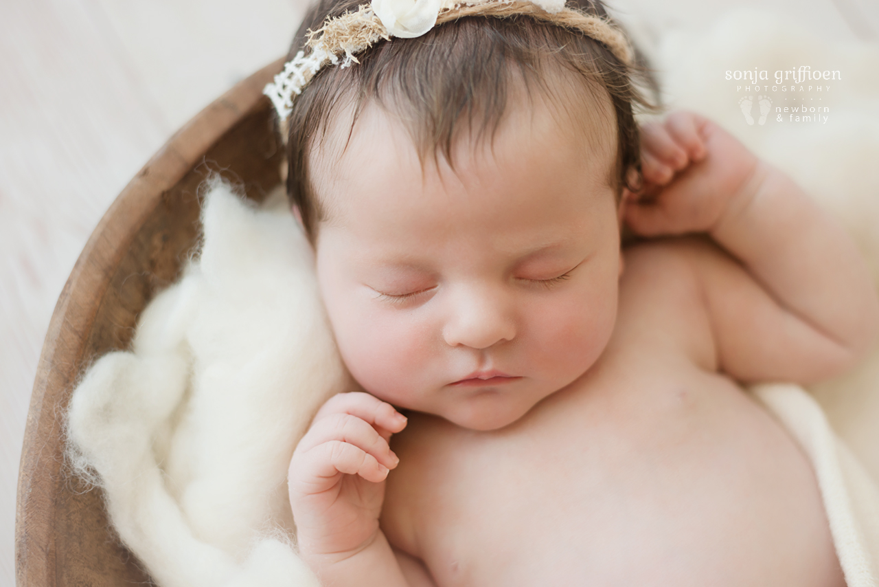 Isla-Newborn-Brisbane-Newborn-Photographer-Sonja-Griffioen-09.jpg