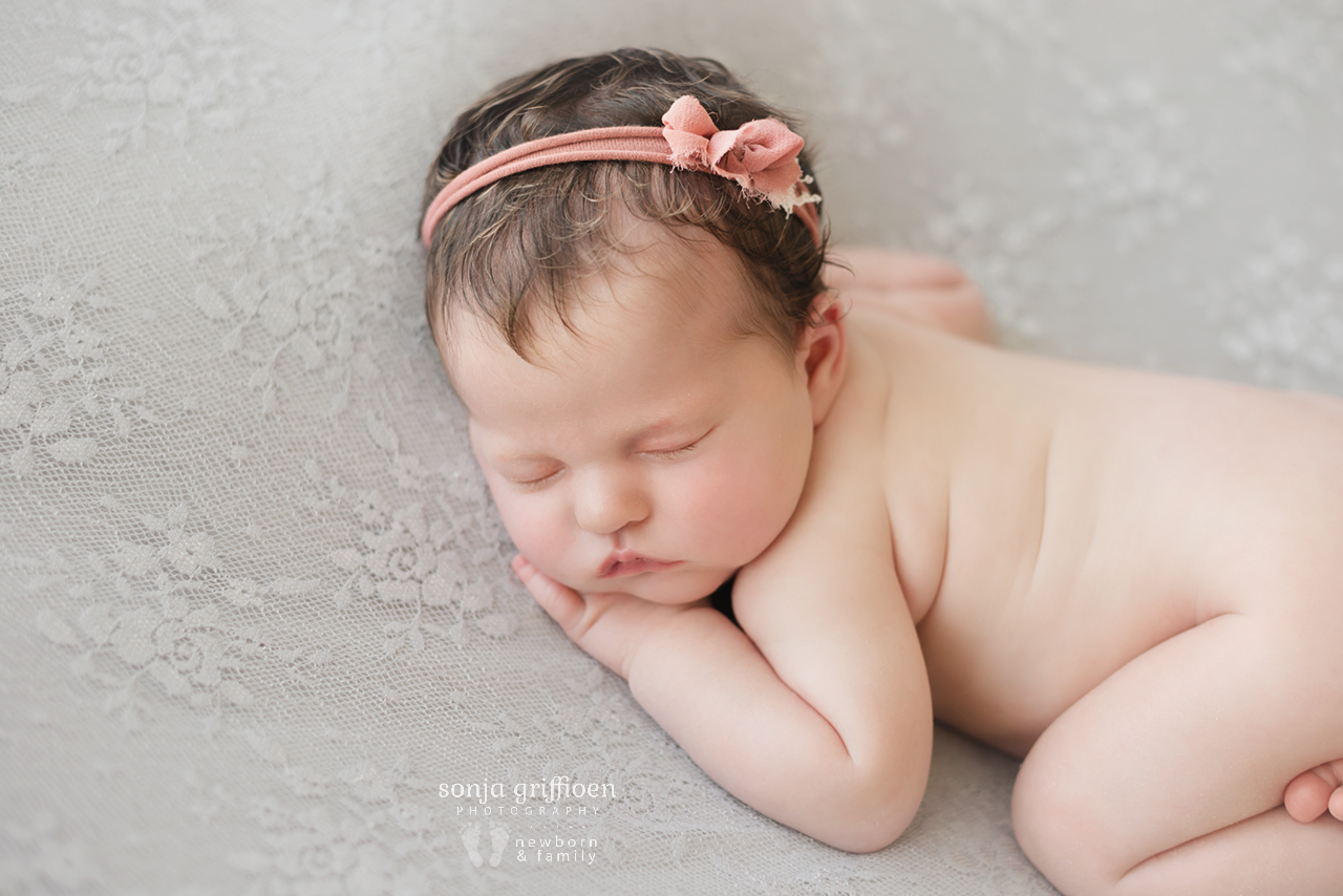 Isla-Newborn-Brisbane-Newborn-Photographer-Sonja-Griffioen-15.jpg