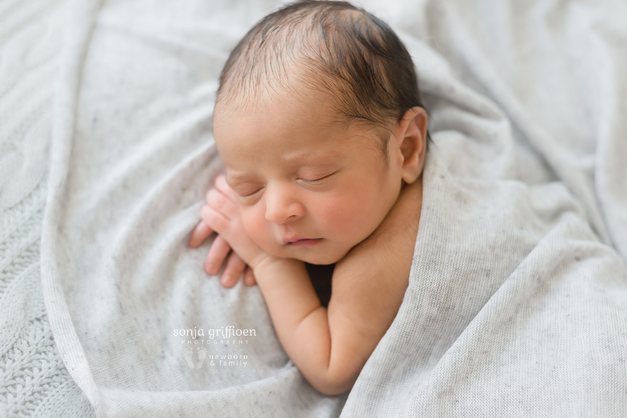 Ismail-Newborn-Brisbane-Newborn-Photographer-Sonja-Griffioen-08.jpg