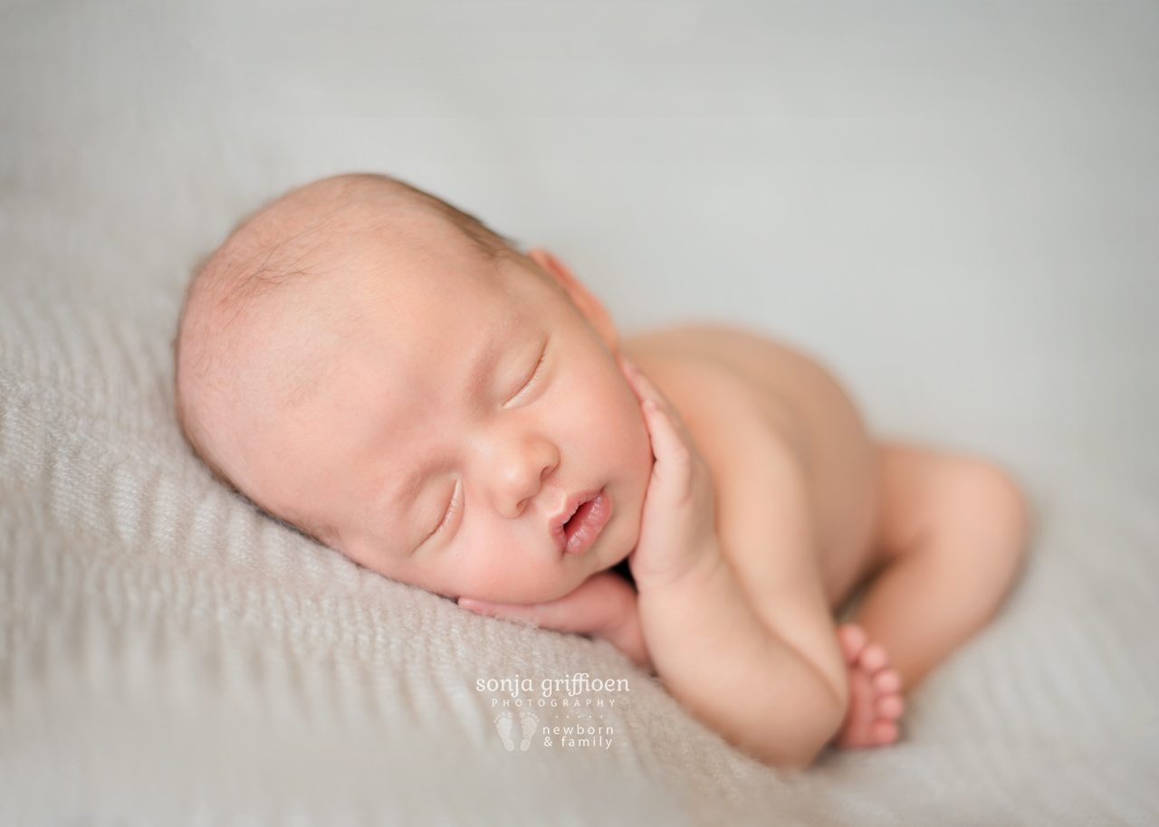 Jacob-Newborn-Brisbane-Newborn-Photographer-Sonja-Griffioen-18.jpg